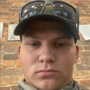 Meet your Posher, Brandon